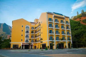 Fivitel Cổng Trời Đông Giang