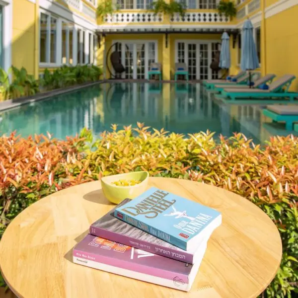 Triple Riverside Villa Hội An