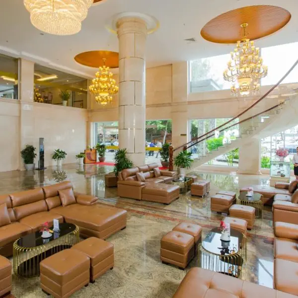 Khách Sạn Vạn Phát Riverside
