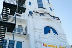 Khách Sạn Linh Phương 6