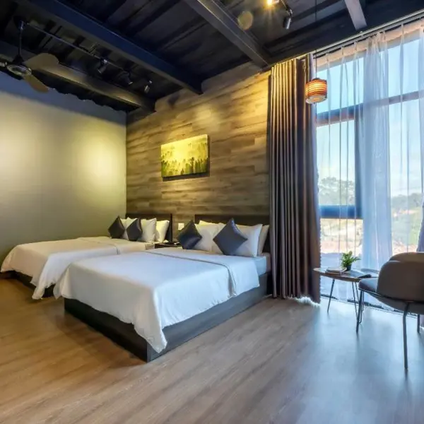 Khách Sạn Bạch Dương