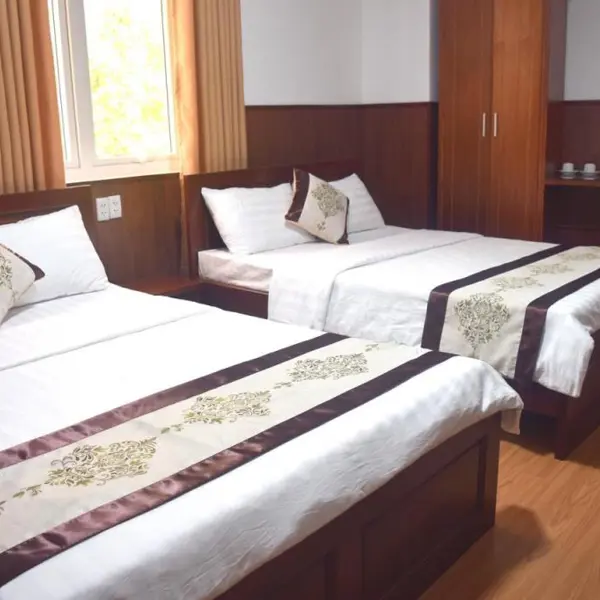 Khách Sạn Nhật Minh Etown