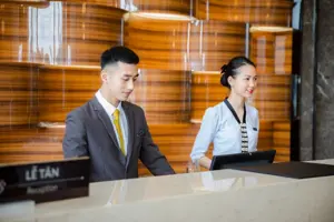 Khách Sạn Mường Thanh Grand Bãi Cháy