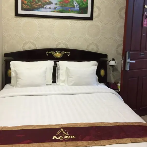 Khách sạn A25 - 25 Trương Định