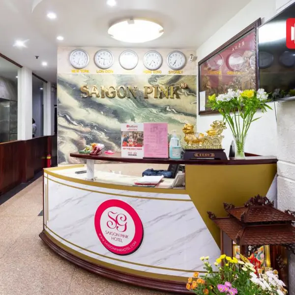 RedDoorz Saigon Pink Hotel Ho Tung Mau