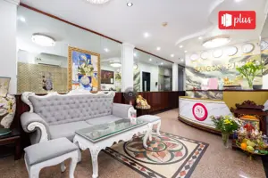 RedDoorz Saigon Pink Hotel Ho Tung Mau