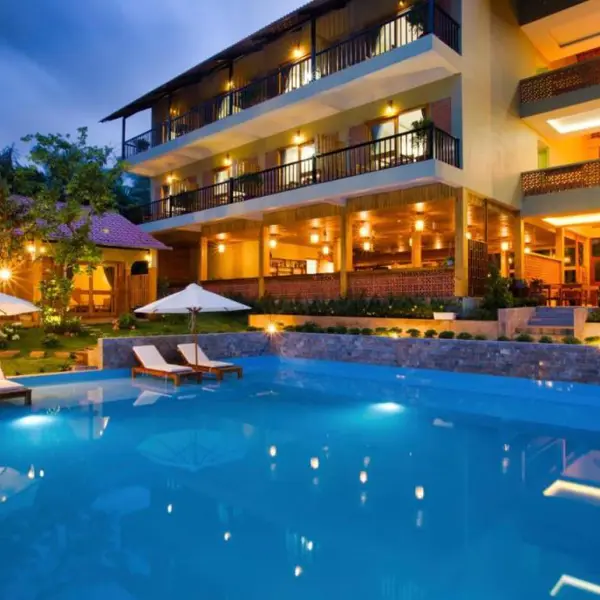 Azura Resort