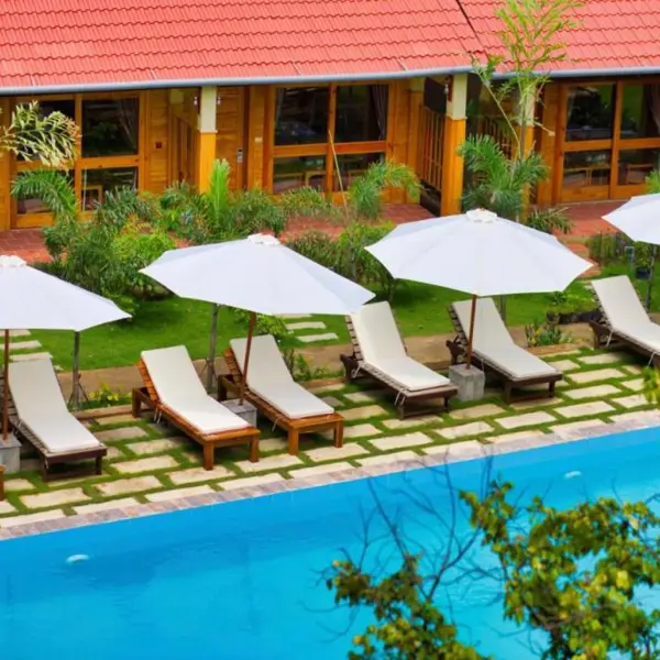 Azura Resort