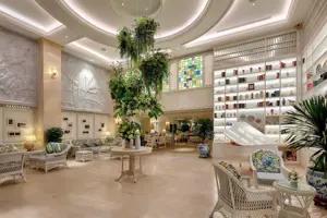 Khách Sạn Âu Lạc Charner