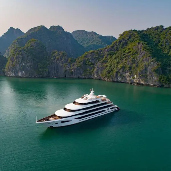 Scarlet Pearl Cruises