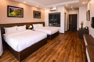 Lotus Hotel Ninh Bình