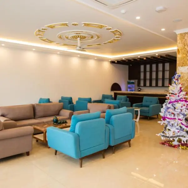Khách Sạn Golden Palm