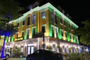 Khách sạn Time Lotus