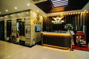 Khách Sạn Top One Hạ Long