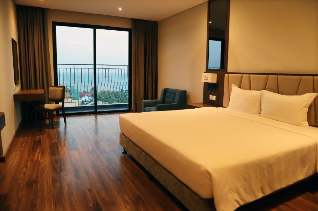 Deluxe Room With Sea View - Khách Sạn Vipol Mũi Né