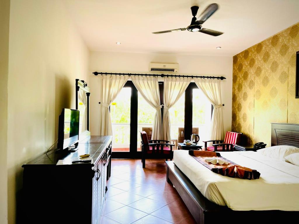 Deluxe Pool View Room - Sea Lion Beach Resort & Spa Mũi Né