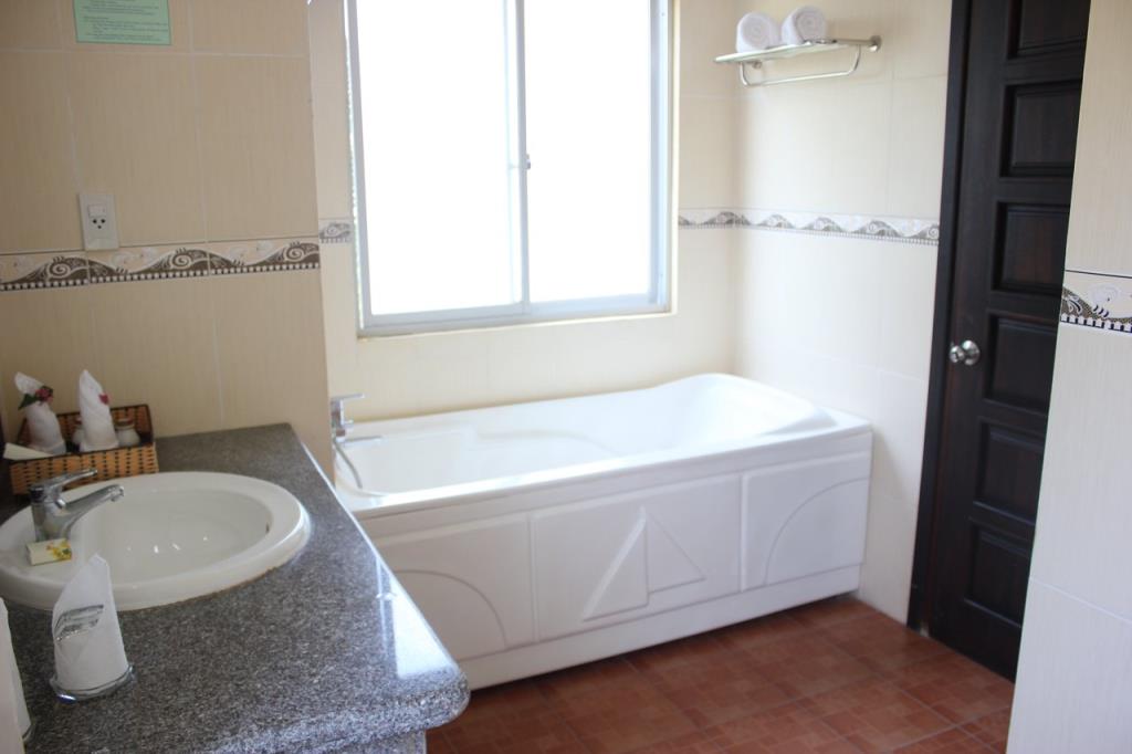 Family Ocean View 2 Bedrooms - Sea Lion Beach Resort & Spa Mũi Né