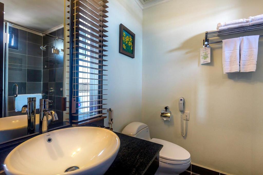 Premium Room with Panorama View - Lotus Mũi Né Resort & Spa