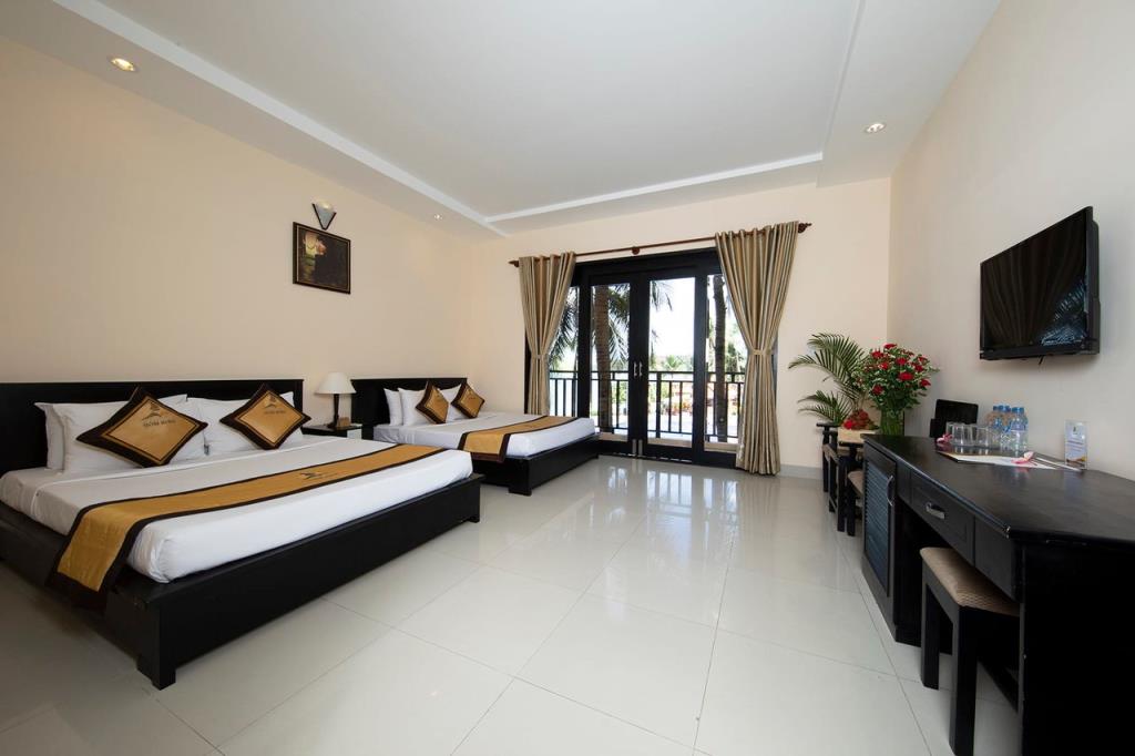 Phòng Standard quaruple - Hòn Rơm Central Beach Resort