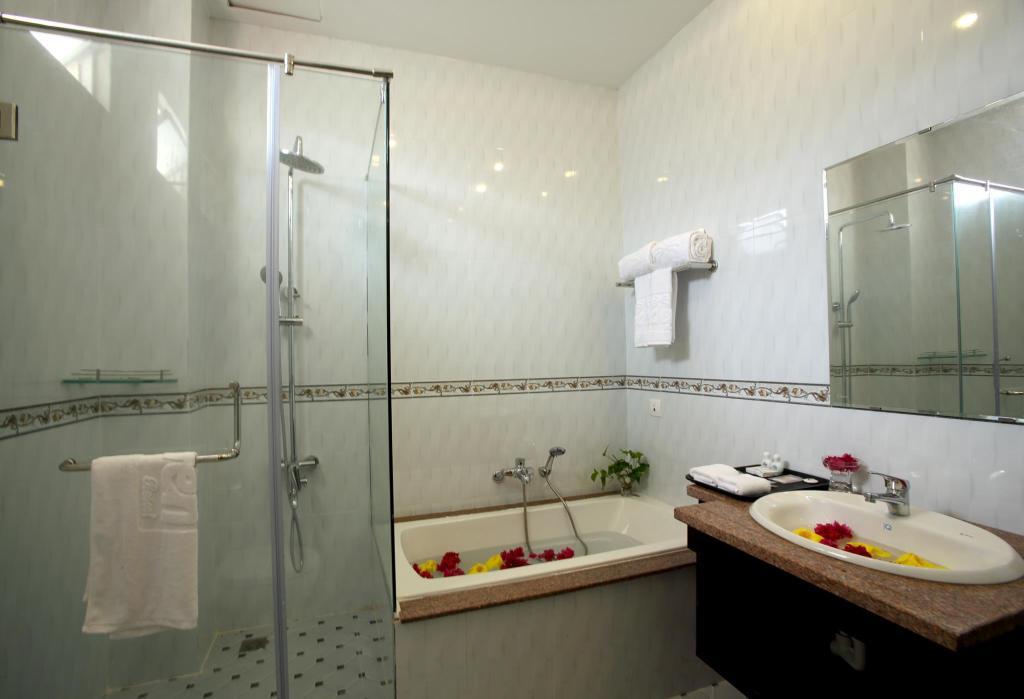 Bungalow Triple Sea View - Sky Star Beach Resort Phan Thiết