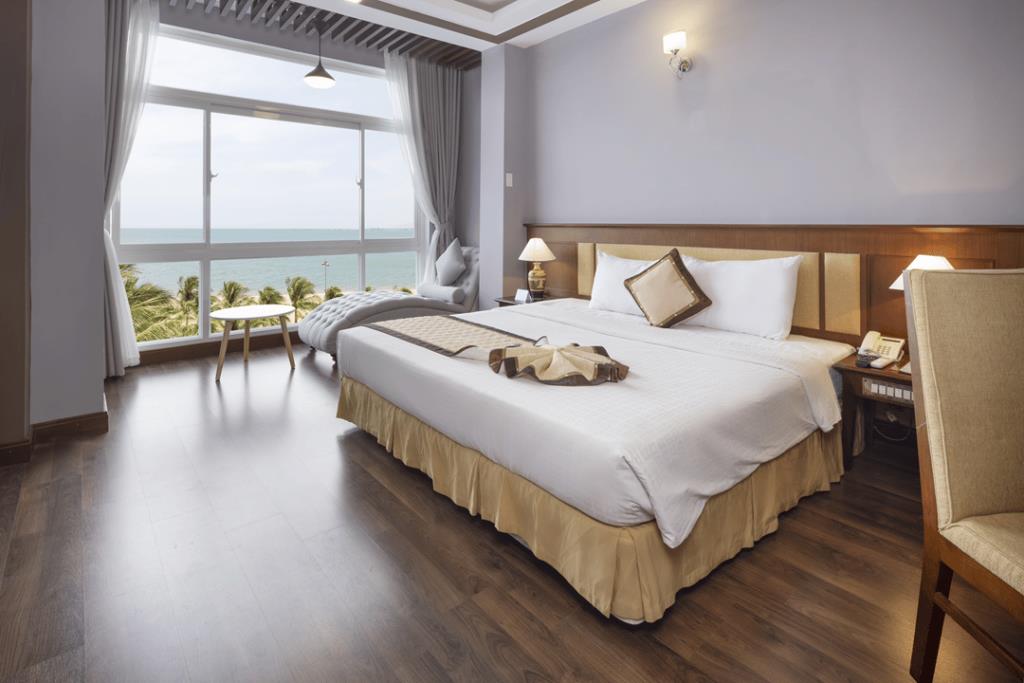 Phòng Juinor Suite - Khách Sạn Sài Gòn - Ninh Chữ 