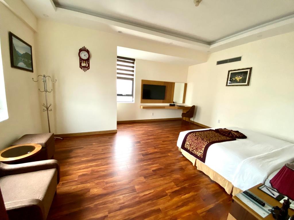 Deluxe King - Khách sạn Mường Thanh Quy Nhơn