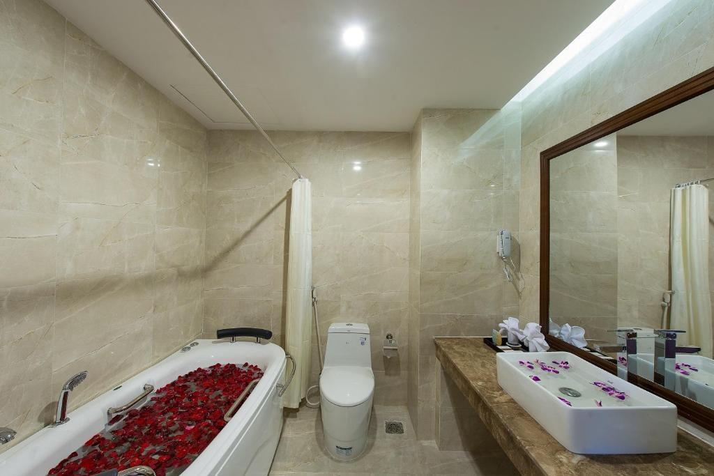 Executive Suite - Khách sạn Mường Thanh Quy Nhơn