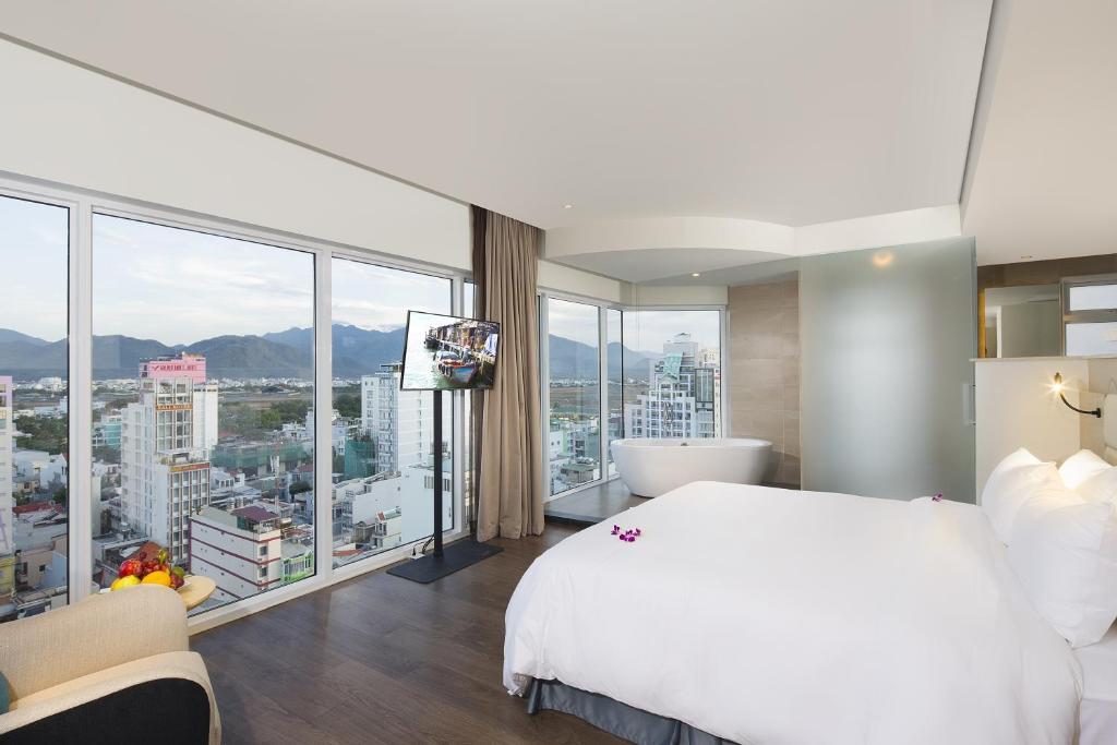 Signature Room - Khách sạn Liberty Central Nha Trang