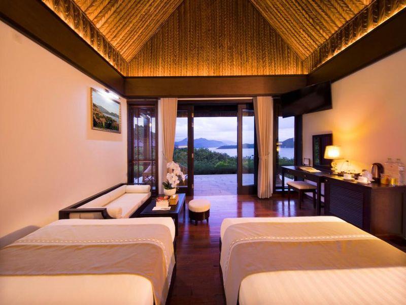 Tropical Deluxe DoubleTwin Garden View - MerPerle Hòn Tằm Resort