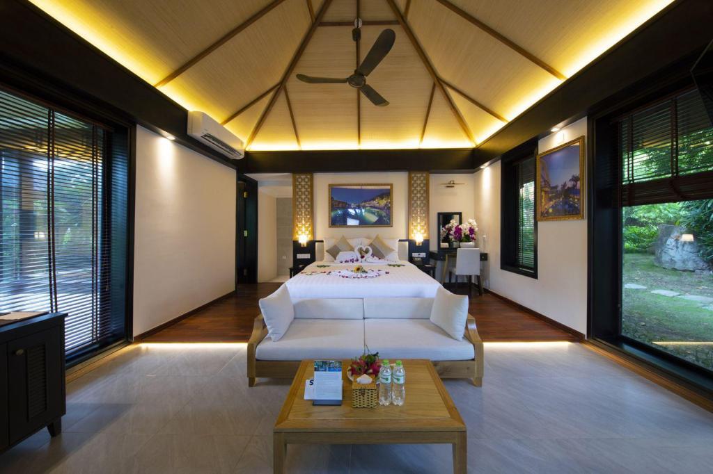 Executive Suite - MerPerle Hòn Tằm Resort