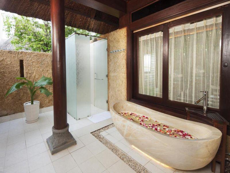 3-Bedroom Family Suite (Có hồ bơi riêng) - MerPerle Hòn Tằm Resort