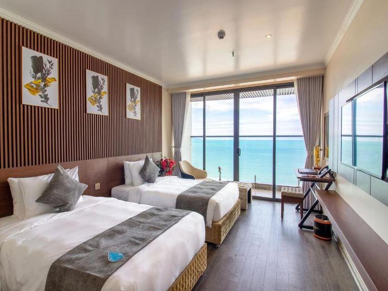 Premier Deluxe Ocean View - Khách sạn La Vague