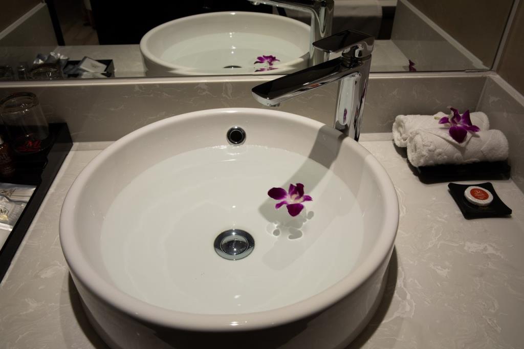Deluxe Double or Twin Room - Khách Sạn Majestic Premium Nha Trang