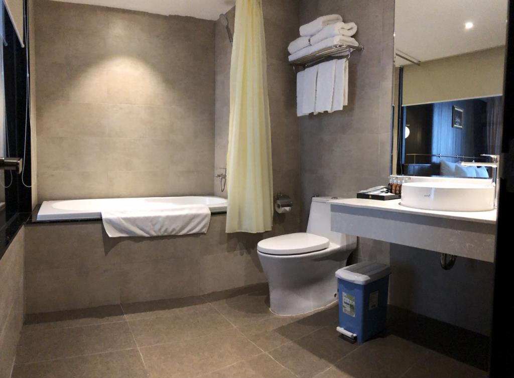 Majestic Premium - Khách Sạn Majestic Premium Nha Trang