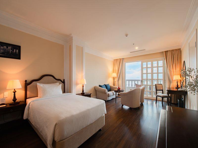 Grand Deluxe - Sunrise Nha Trang Beach Hotel & Spa