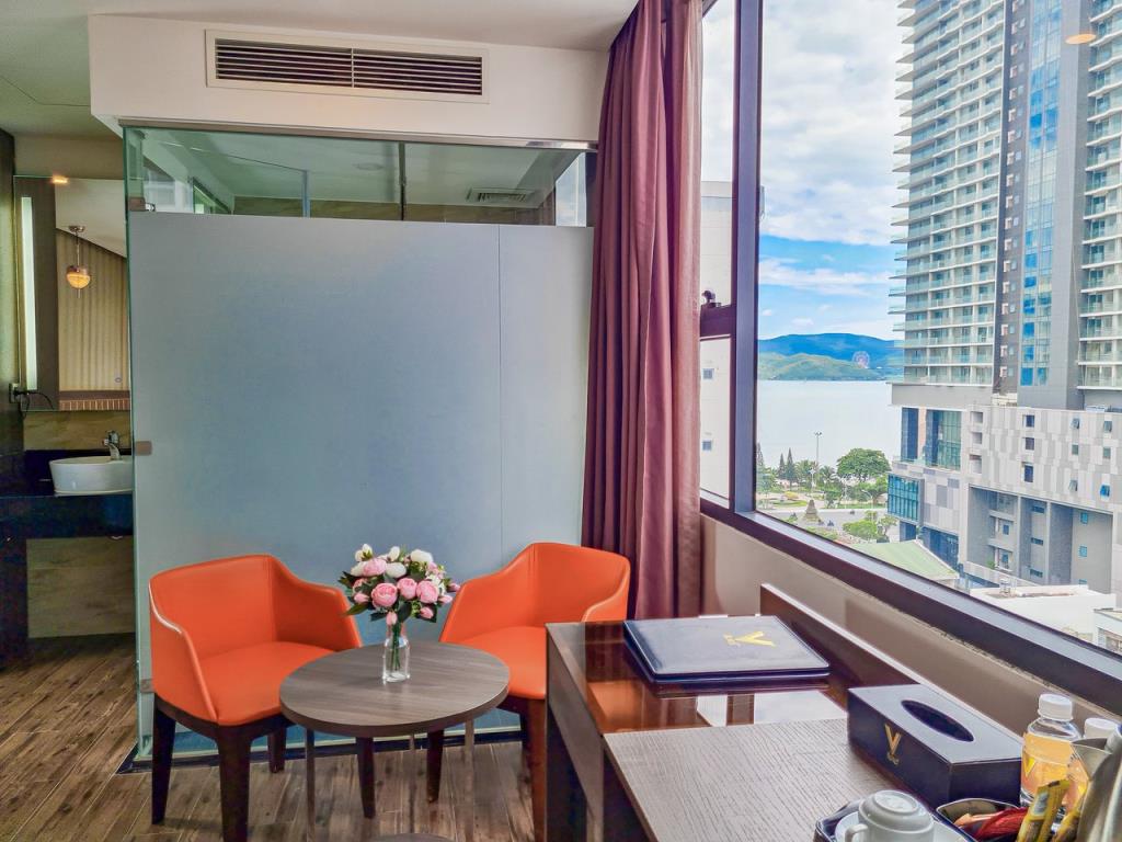 Executive Sea View with Balcony - Khách sạn V Nha Trang