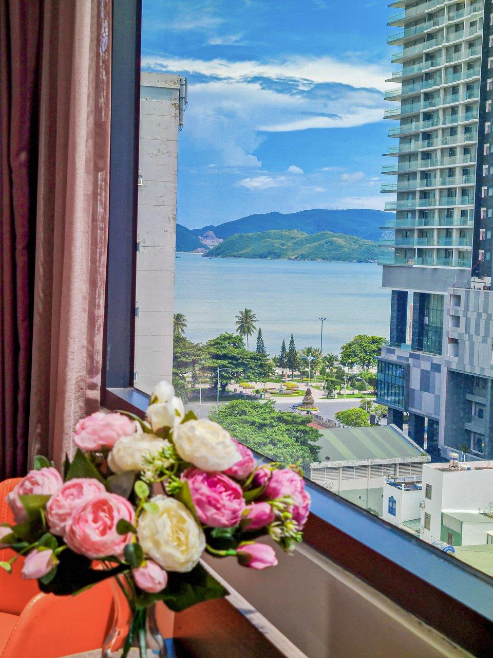 Executive Sea View with Balcony - Khách sạn V Nha Trang