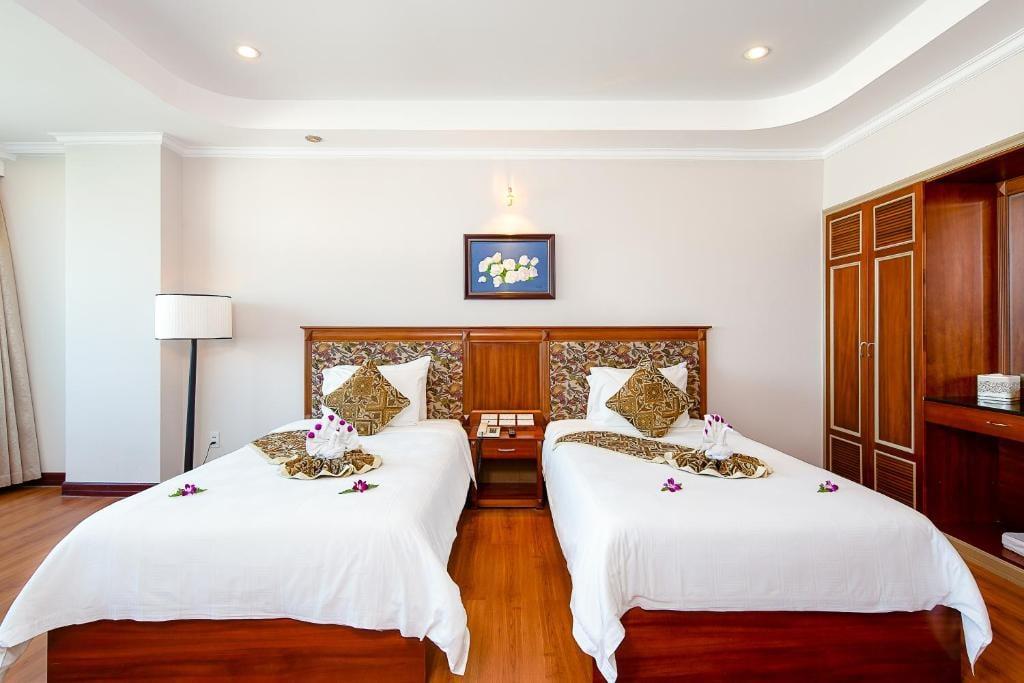 Phòng Superior Twin - Khách sạn Mường Thanh Luxury Sông Hàn  Đà Nẵng
