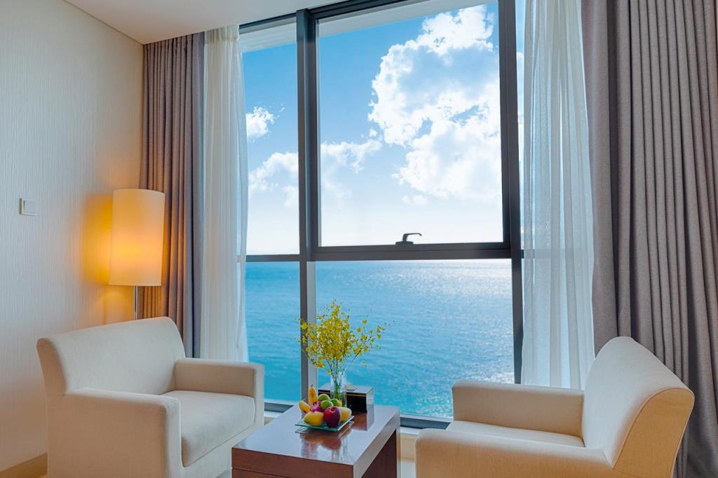 Superior Ocean View Queen Bed - Khách sạn Grand Tourane