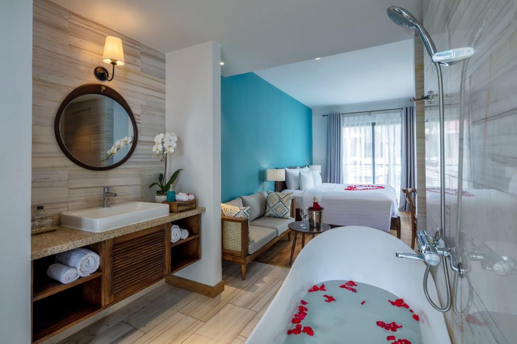 Premier Deluxe Twin with Bathtub - Khách Sạn Salmalia Boutique