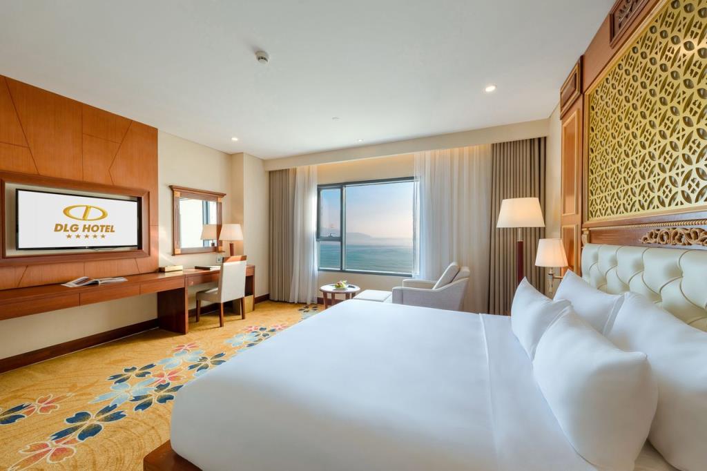 Premium Deluxe King Ocean View - Khách Sạn DLG Đà Nẵng