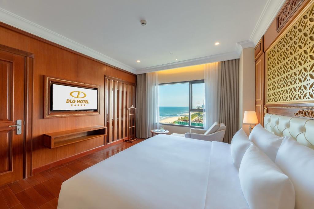 Executive Suite King Ocean Front - Khách Sạn DLG Đà Nẵng