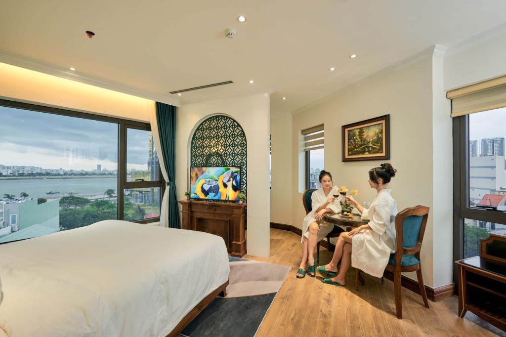 Suite City Views - Khách sạn La Belle Vie Boutique