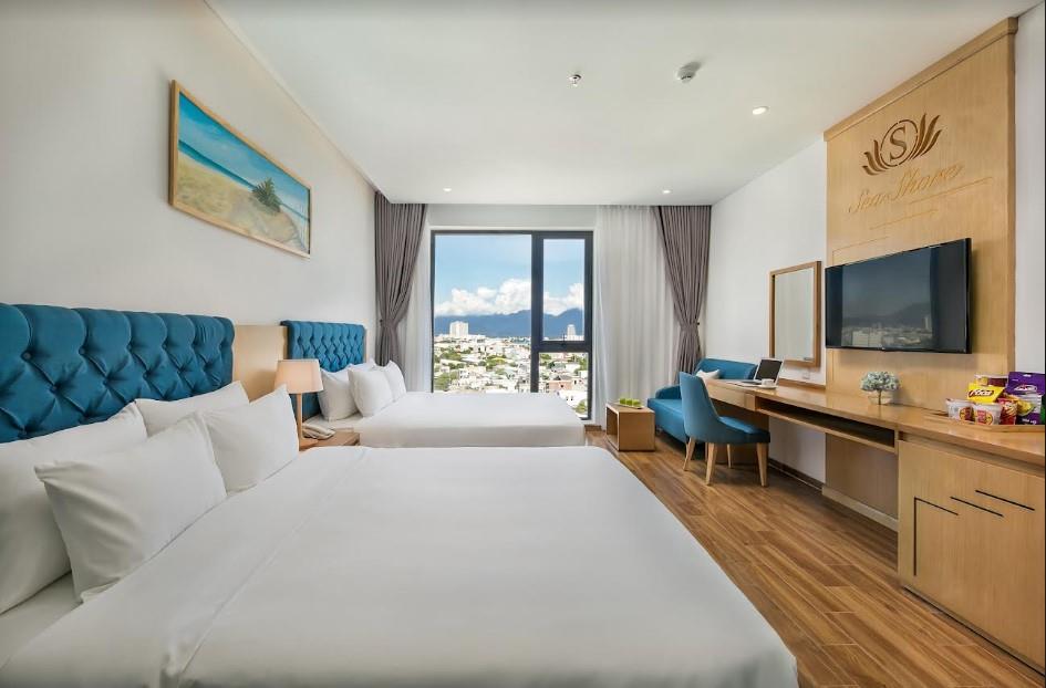 Deluxe Twin City View - Seashore Hotel & Apartment