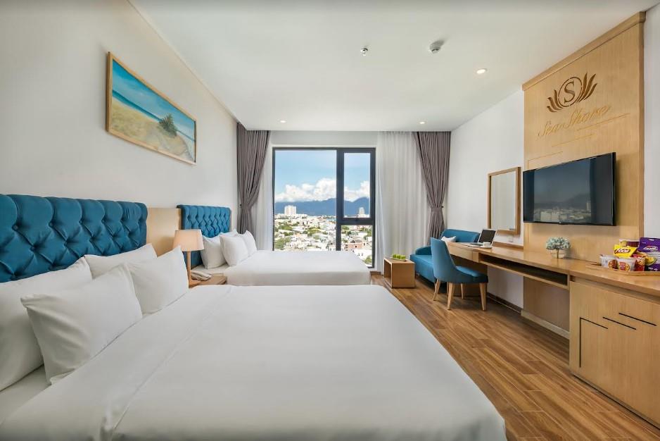 Deluxe Twin City View - Seashore Hotel & Apartment