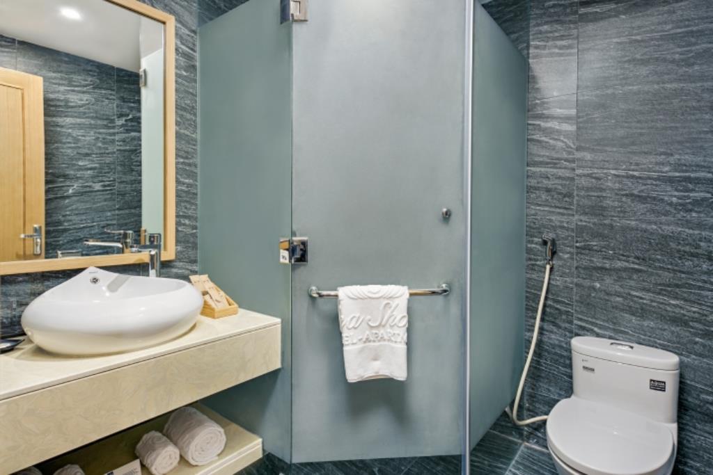 Suite Twin Ocean Balcony Room - Seashore Hotel & Apartment