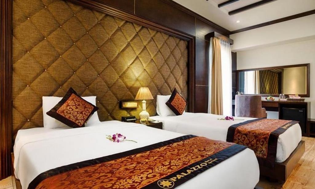 Deluxe Twin, Ban công nhìn ra hồ bơi - Khách sạn Palazzo & Apartment