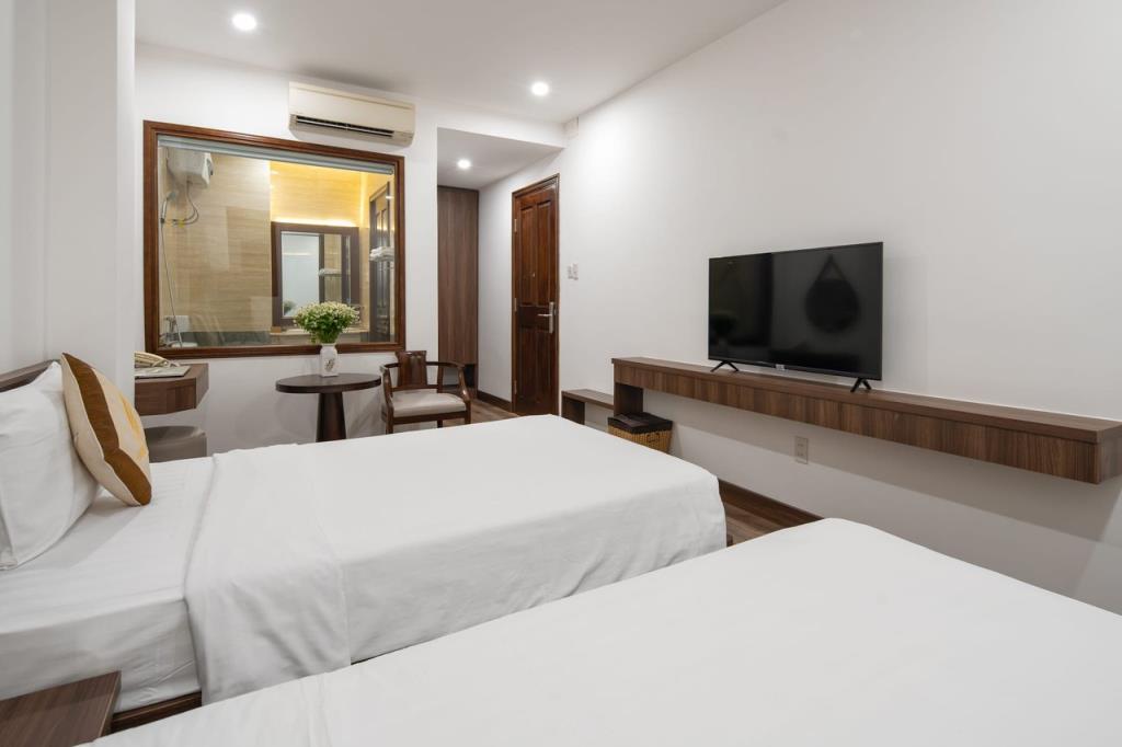 Superior Double - Khách Sạn Hoàng Linh