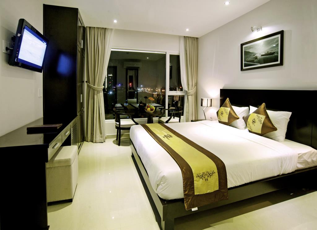 Deluxe - Khách Sạn D&C Đà Nẵng