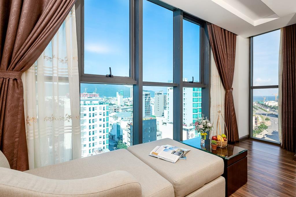 Phòng Grand Suite - Luxtery Hotel